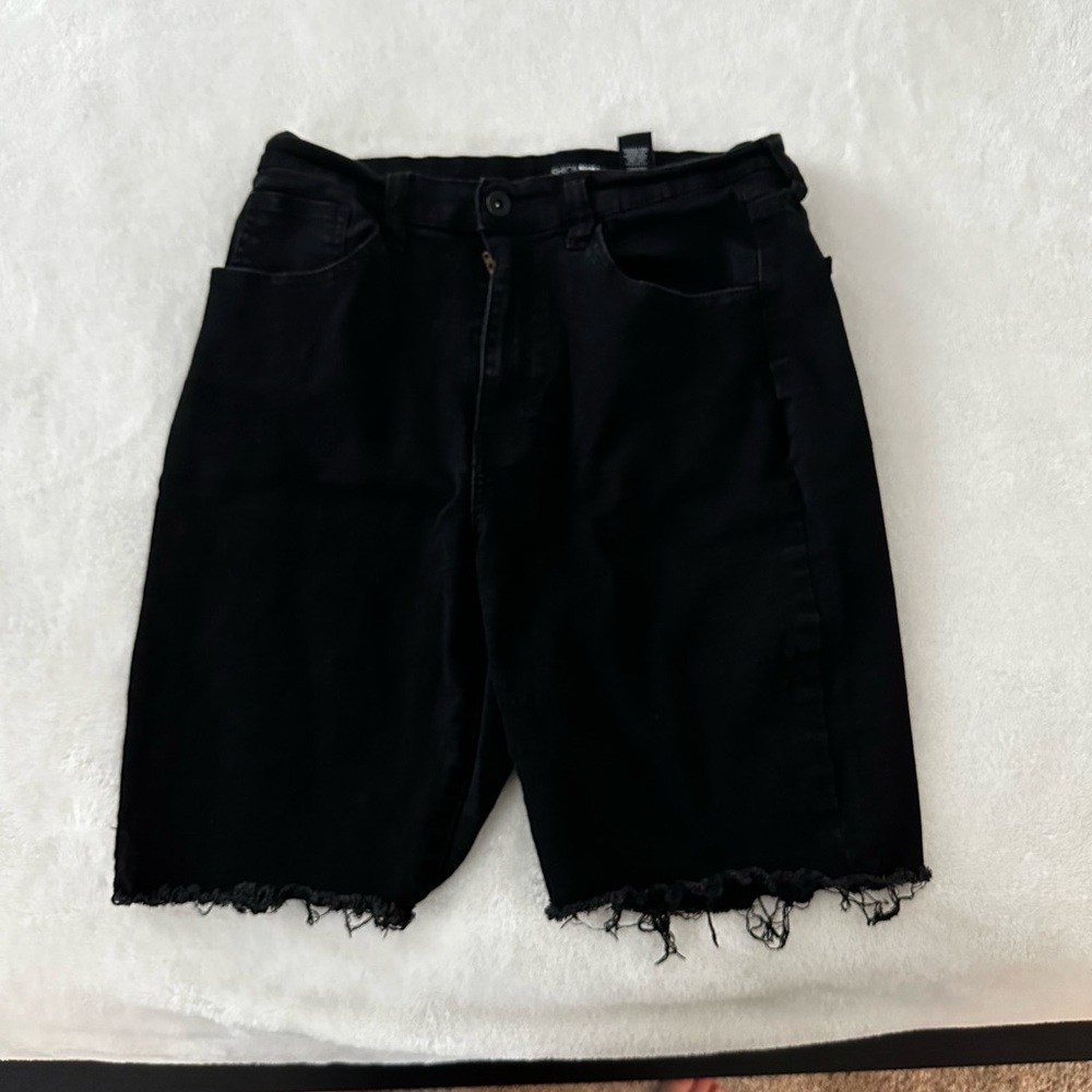 Fashion Nova  black Shorts